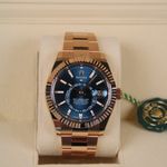 Rolex Sky-Dweller 336935 (2024) - Blue dial 42 mm Rose Gold case (7/7)