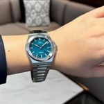 IWC Ingenieur Automatic IW328903 (2025) - Blue dial 40 mm Steel case (3/11)