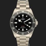 Tudor Pelagos 25407N (2026) - 39mm Titanium (2/8)