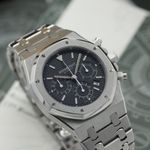 Audemars Piguet Royal Oak Chronograph 26300ST (2010) - 39 mm Steel case (2/8)