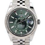 Rolex Sky-Dweller 336934 (2026) - Green dial 42 mm Gold/Steel case (1/8)