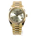 Rolex Day-Date 40 228238 (2022) - Silver dial 40 mm Yellow Gold case (2/8)