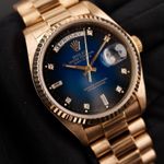 Rolex Day-Date 36 18038 (1979) - Blauw wijzerplaat 36mm Geelgoud (1/8)