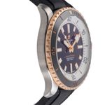 Breitling Superocean 42 U17375 (2022) - 42mm Goud/Staal (7/8)