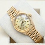 Rolex Lady-Datejust 6917 (1981) - Champagne dial 26 mm Yellow Gold case (1/7)