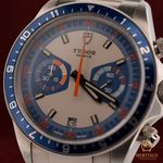 Tudor Heritage Chrono Blue 70330B (2019) - Multi-colour dial 42 mm Steel case (2/8)