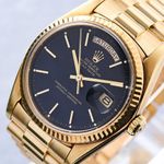 Rolex Day-Date 36 18038 (1974) - Black dial 36 mm Yellow Gold case (2/8)