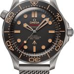 Omega Seamaster Diver 300 M 210.90.42.20.01.001 (2026) - Bruin wijzerplaat 42mm Titanium (2/2)