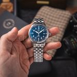 IWC Pilot Mark IW328204 (2026) - Blue dial 40 mm Steel case (3/8)