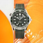 Omega Seamaster Diver 300 M 210.32.42.20.10.001 (Onbekend (willekeurig serienummer)) - Groen wijzerplaat 42mm Staal (2/8)