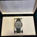 Patek Philippe Aquanaut 5168G-010 (2025) - Groen wijzerplaat 42mm Witgoud (4/8)