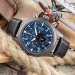 IWC Pilot IW378901 (2016) - Zwart wijzerplaat 44mm Keramiek (2/8)