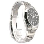 Rolex Oyster Perpetual 41 124300 (2025) - Black dial 41 mm Steel case (3/8)