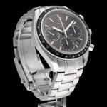 Omega Speedmaster Date 323.30.40.40.06.001 (2019) - Grey dial 40 mm Steel case (6/8)