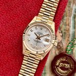 Rolex Lady-Datejust 69178G (1993) - Zilver wijzerplaat 26mm Geelgoud (1/8)