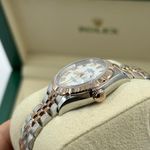 Rolex Lady-Datejust 279171 (2026) - White dial 28 mm Gold/Steel case (8/10)