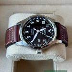 IWC Pilot Mark IW327003 (2018) - Bruin wijzerplaat 40mm Staal (4/8)