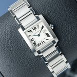 Cartier Tank Française WSTA0005 (Onbekend (willekeurig serienummer)) - Zilver wijzerplaat 30mm Staal (2/8)