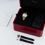 Cartier Roadster W62005V1 (Unknown (random serial)) - Silver dial 37 mm Yellow Gold case (3/8)