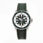 Breitling Superocean 44 A17376A31L1S1 (2025) - Green dial 44 mm Steel case (3/8)