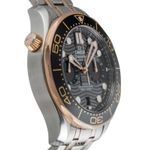 Omega Seamaster Diver 300 M 210.20.44.51.01.001 (Onbekend (willekeurig serienummer)) - Zwart wijzerplaat 44mm Goud/Staal (6/8)
