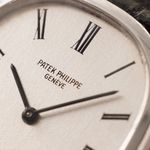 Patek Philippe Golden Ellipse 5738/1R-001 (1970) - Black dial 35 mm Rose Gold case (2/8)