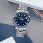 Omega Seamaster Planet Ocean 232.90.42.21.03.001 (Onbekend (willekeurig serienummer)) - Blauw wijzerplaat 42mm Titanium (1/8)