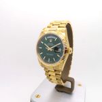 Rolex Day-Date 36 118238 (2019) - Green dial 36 mm Yellow Gold case (1/8)