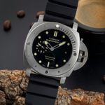 Panerai Luminor Submersible 1950 3 Days Automatic PAM00305 (Onbekend (willekeurig serienummer)) - Zwart wijzerplaat 47mm Titanium (3/8)