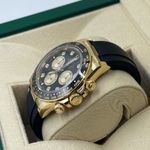 Rolex Daytona 126518LN (2024) - Black dial 40 mm Yellow Gold case (6/8)