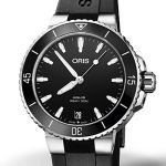 Oris Aquis Date 01 733 7731 4154-07 4 18 64FC (2023) - Black dial 37 mm Steel case (2/3)