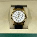 Rolex Sky-Dweller 326238 (2021) - Wit wijzerplaat 42mm Geelgoud (5/8)