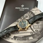 Patek Philippe Annual Calendar 5205R-011 - (3/8)