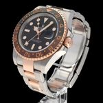 Rolex GMT-Master II 126711CHNR (2023) - Black dial 40 mm Gold/Steel case (5/8)