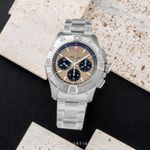 Breitling Avenger AB0147101A1A1 (Unknown (random serial)) - Pink dial 44 mm Steel case (3/8)