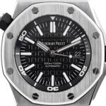 Audemars Piguet Royal Oak Offshore Diver 15703ST.OO.A002CA.01 (2010) - Black dial 42 mm Steel case (2/4)