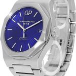 Girard-Perregaux Laureato 81010-11-432-11A (2022) - Blue dial 43 mm Steel case (3/5)
