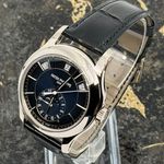 Patek Philippe Annual Calendar 5205G-013 (2021) - Blue dial 40 mm White Gold case (5/8)