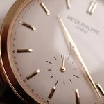 Patek Philippe Calatrava 5196J (Unknown (random serial)) - White dial 37 mm Yellow Gold case (4/8)