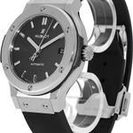 Hublot Classic Fusion 565.NX.1171.RX (2017) - Black dial 38 mm Titanium case (3/5)