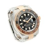 Rolex GMT-Master II 126711CHNR (2023) - Black dial 40 mm Gold/Steel case (3/5)