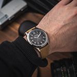 Patek Philippe Calatrava 5226G-001 (2022) - Grey dial 40 mm White Gold case (5/8)