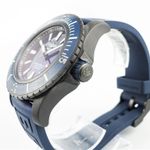 Breitling Superocean V17369161C1S1 (2024) - Blauw wijzerplaat 48mm Titanium (2/8)