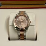 Omega Seamaster Aqua Terra 220.20.34.20.10.001 (2025) - Pink dial 34 mm Gold/Steel case (1/7)