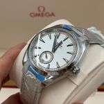 Omega Seamaster Aqua Terra 220.12.41.21.02.005 (2023) - Silver dial 41 mm Steel case (4/8)