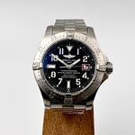 Breitling Avenger Seawolf A17330 (2011) - Blue dial 45 mm Steel case (3/8)