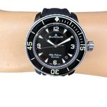 Blancpain Fifty Fathoms 5015-12B30-B52A (2024) - Black dial 45 mm Titanium case (2/8)