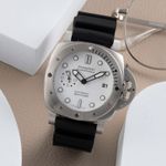 Panerai Luminor Submersible PAM01223 (Unknown (random serial)) - White dial 42 mm Steel case (1/8)