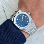 Audemars Piguet Royal Oak 14790 (2001) - Blauw wijzerplaat 36mm Staal (2/8)