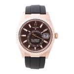 Rolex Sky-Dweller 336235 (2023) - Bruin wijzerplaat 42mm Roségoud (1/4)